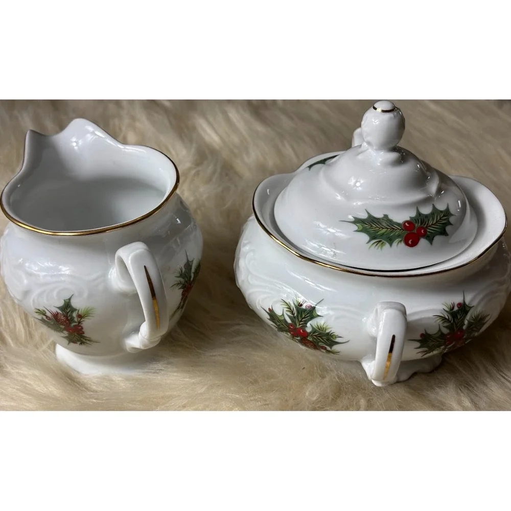 Royal Kent Poland Christmas Holly Creamer Sugar Bowl Set‎ Holiday